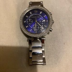 Beautiful Michael Kors Silver Watch